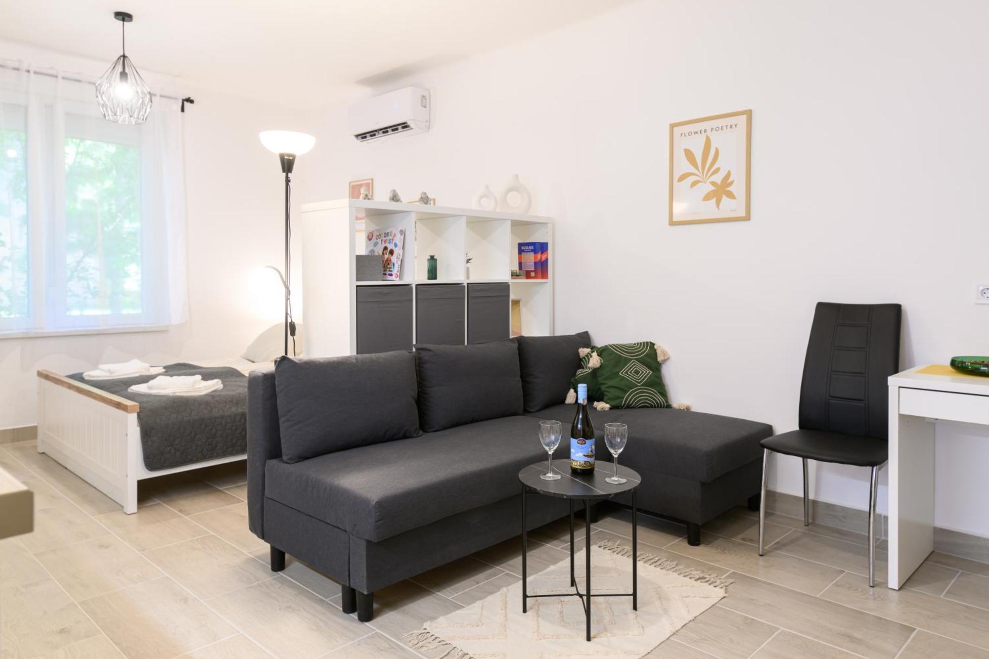 Zentrea Apartman Eger Exterior photo